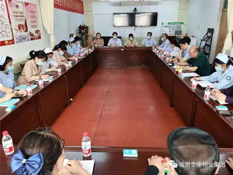 热烈祝贺沂水县人民医院后勤服务标准化培训圆满举行